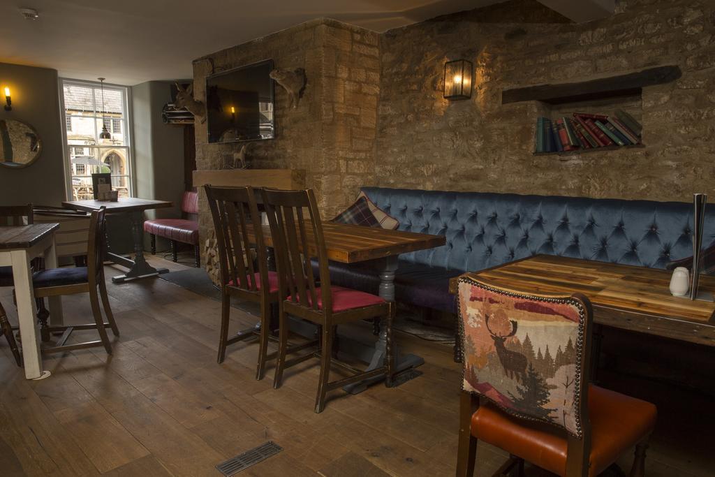 The Golden Pheasant Hotel Burford Exterior foto
